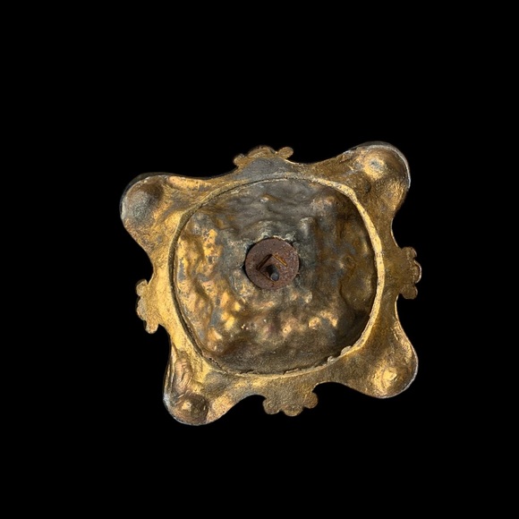 Early 20th Century Victorian Mantle Ewer. Hand Painted Art Glass Body. 16”x 7” - Picture 11 of 13